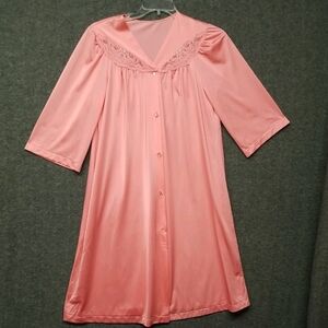 Women's Vtg.  Shadow Line Robe, Embroidered Floral & Lace Trim, Pink, Size Med.